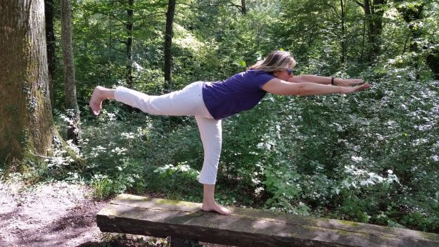Gleichgewicht erfahren mit Yoga